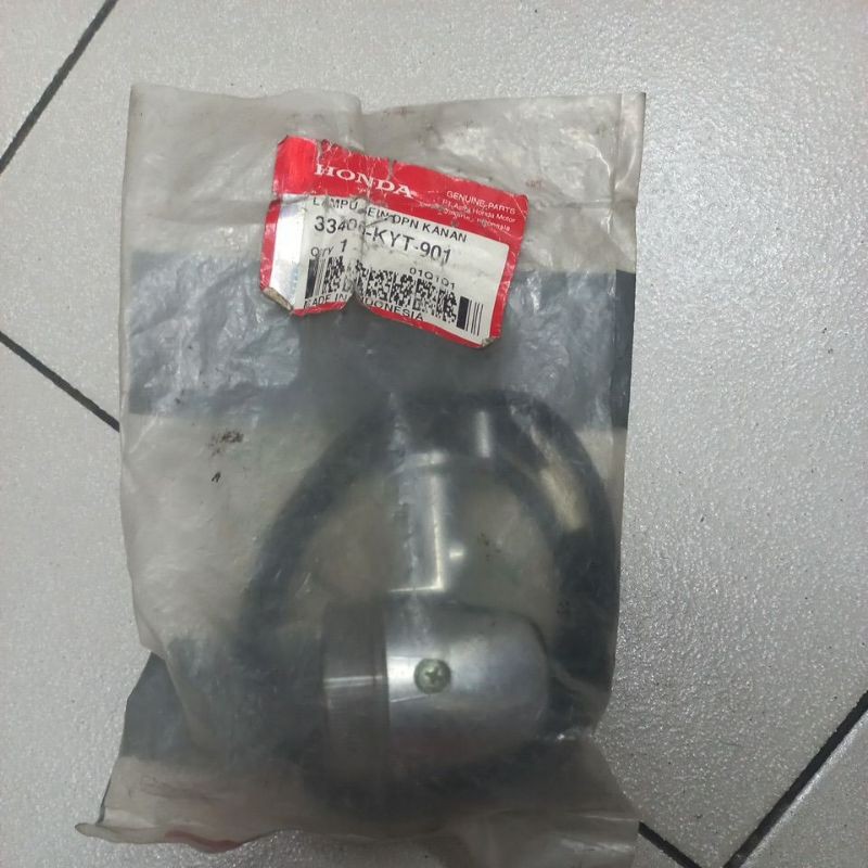 33400KYT901 – WINKER ASSY R FR, LAMPU SEIN KANAN DEPAN SCOOPY KARBU ORI AHM