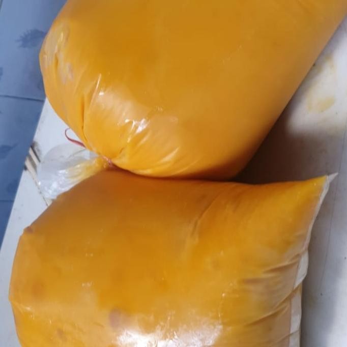 

READY TELUR AYAM NEGERI CAIR PER 10 KG DALAM BENTUK CAIR DAN BEKU DI FREEZER