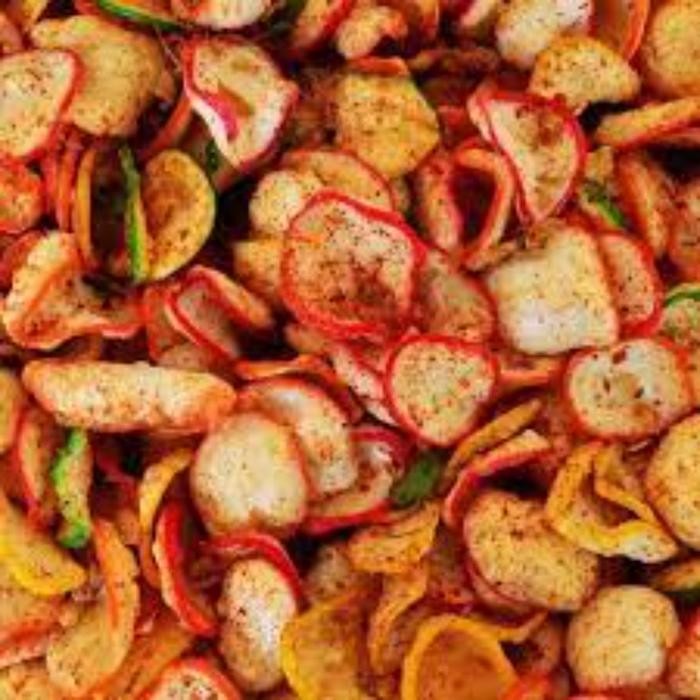 

PROMO SPECIAL 500 gr Krupuk Pedas Seblak Kencur ( Food Snacks )
