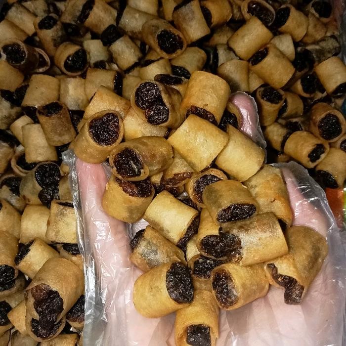 

KOMPLIT sumpia sale pisang manis crispy 500 gram Camilan Food Snack Makanan Cemilan Keripik Kripik