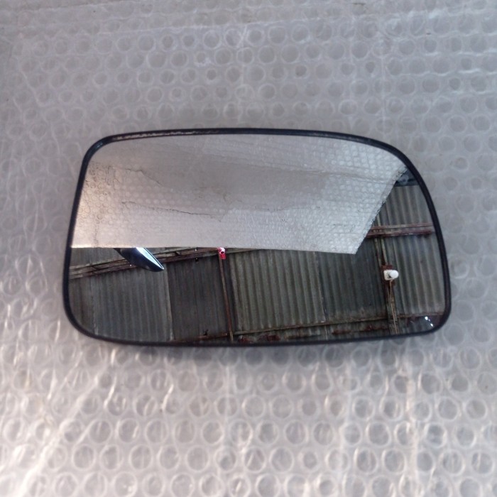 Kaca Spion Toyota Wish (Kanan) Laik Pakai