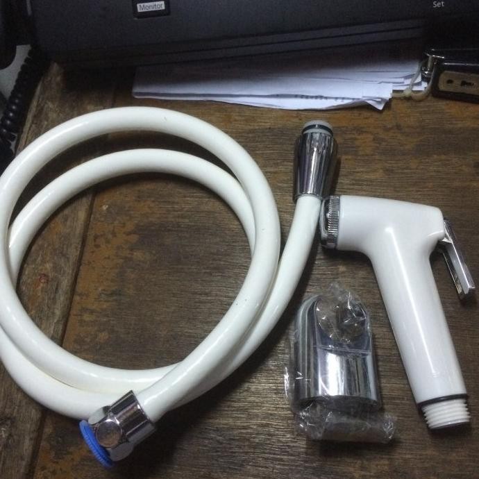 Toilet Shower / Jet Shower / Jet Washer San Ei Sn75C