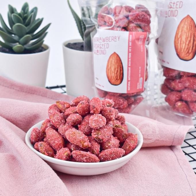

Simply Strawberry Roasted Almond 250 Gr