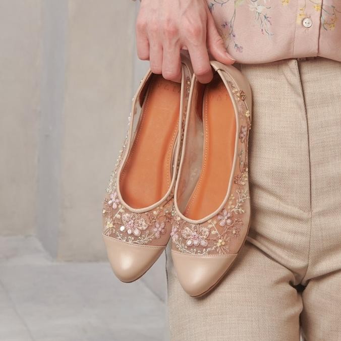 Sale Vaia Sepatu Flat Wanita Isvara