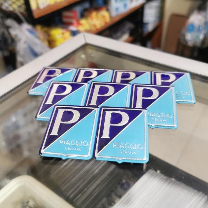 Emblem P/ coret acrylic Original Import Vespa VBB VNB VBA Super66 dkk