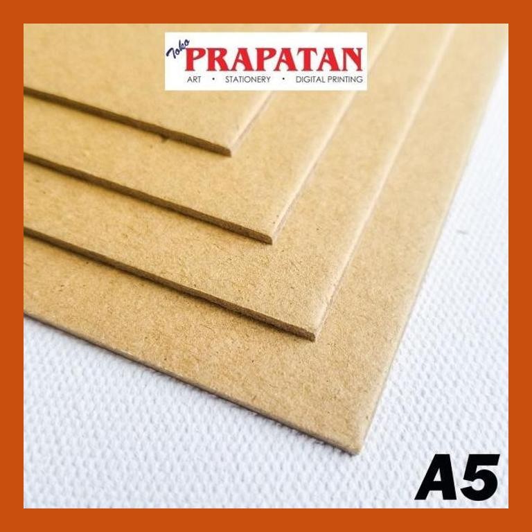 

[ PERALATAN LUKIS / GAMBAR ] KARTON BOARD / KARTON COKLAT A5 (ISI 6 LEMBAR) PACKING AMAN