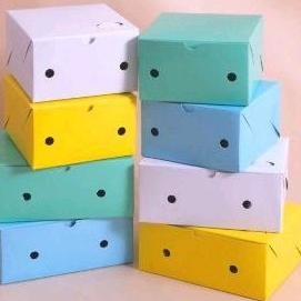 

SALE Dus Snack Kotak Kue Makanan Kecil Warna 16x12x7 ( 100 Pcs ) GB29