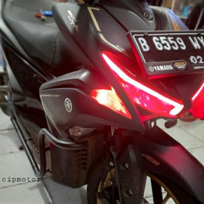 Crashbar Aerox 155 Tubular Dudukan Lampu Tembak Aerox 155