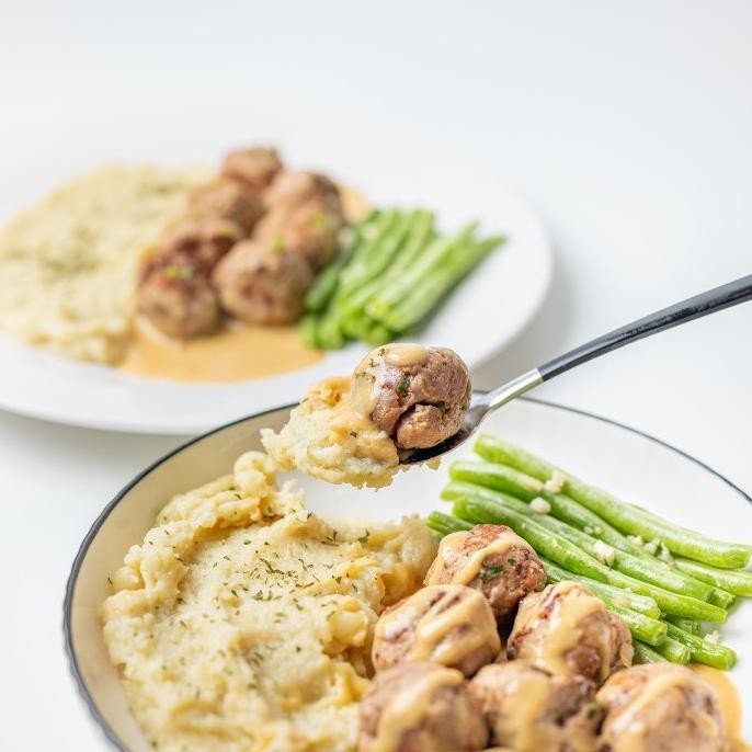 

(Good) Low Cal & Hi-Protein Swedish Meatball (Beef) with Mashed Potato . Diet