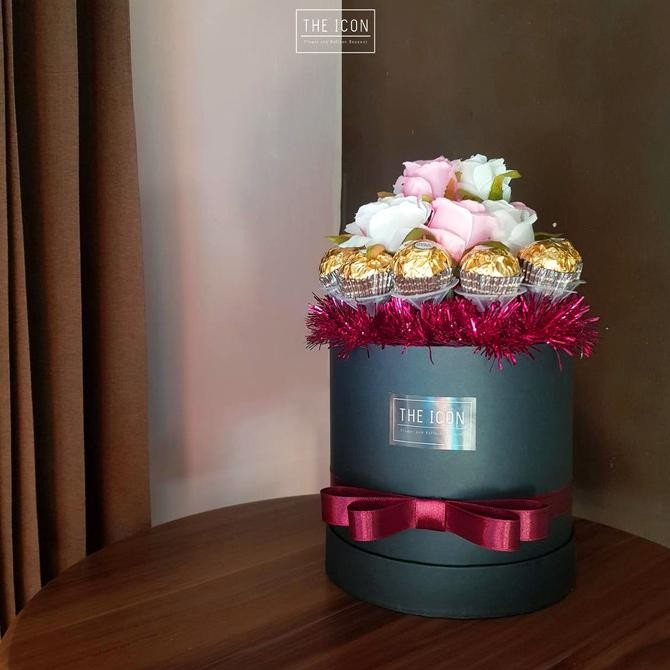 

Ferrero Rocher & Rose Bloom Box | Buket Coklat | Kado Anniversary Terlaris
