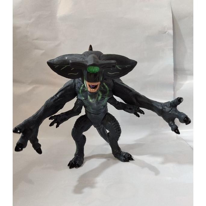 Mainan Action Fure Pacific Rim Monter Aiju Cunner
