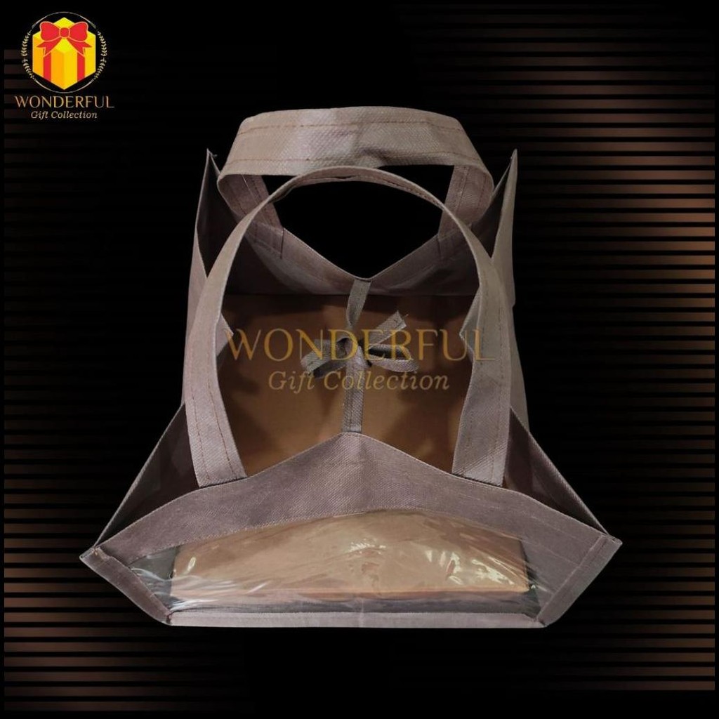 

Ready Goodie Bag Mika Kain Spundbond / Kantong Kue Hampers Coklat Tua - Gdb-Ckg {Terlaris|Best Seller}