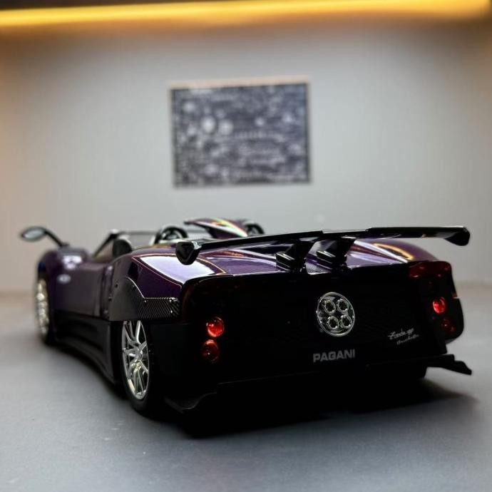 Promo Diecast Pagani Zonda Hp Barchetta 1:24 Pajangan Mainan Hadiah With Light Sound & Pullback (R34