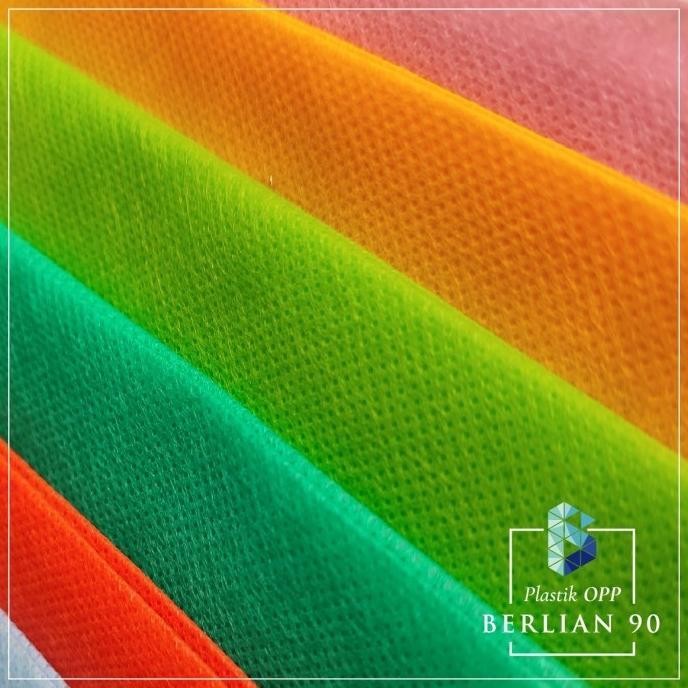 

Goodie Bag Tali 30 x 40 / Tas Spunbond Handle / Tas kain Per Pack murah