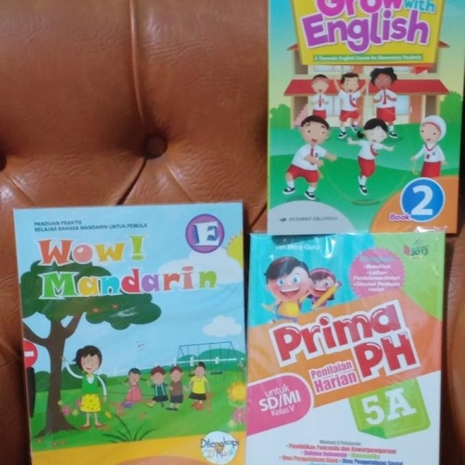 

Buku Pelajaran untuk SD Kelas 2 dan 5