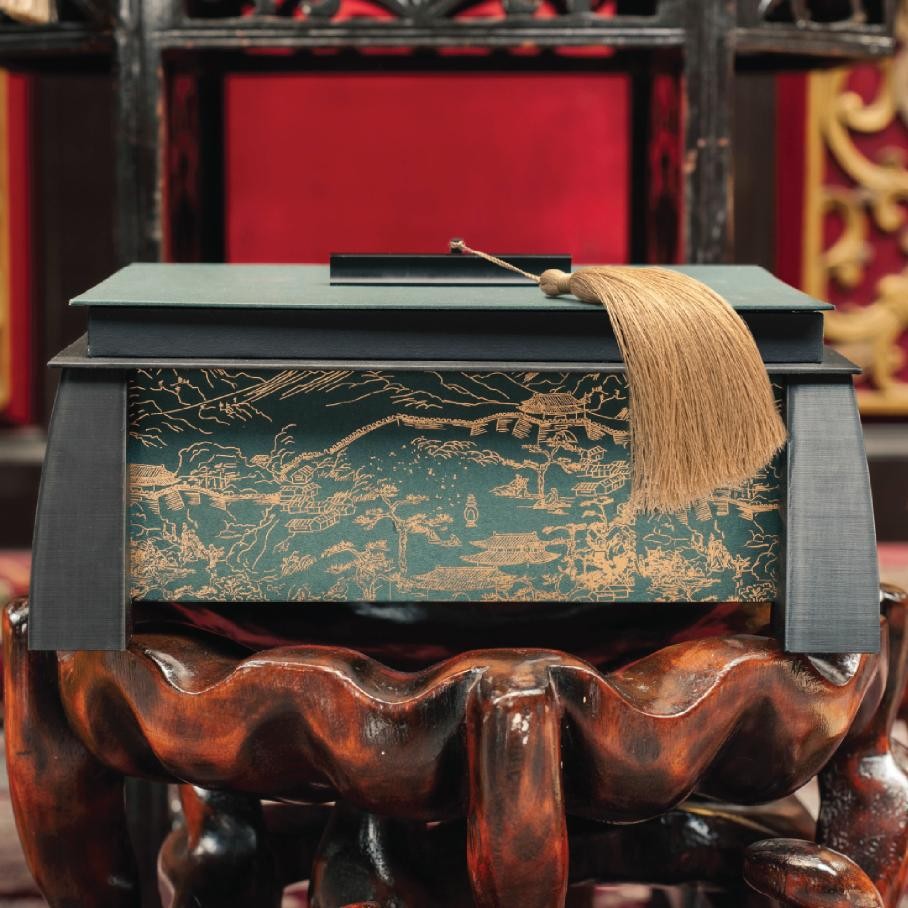 

BOX HAMPERS CHINESE NEW YEAR - LEGACY JADE