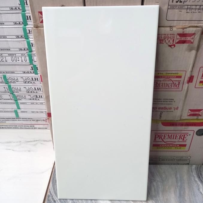 KERAMIK DINDING 25X50 PUTIH GLOSSY-DINDING DAPUR-DINDING KAMAR MANDI