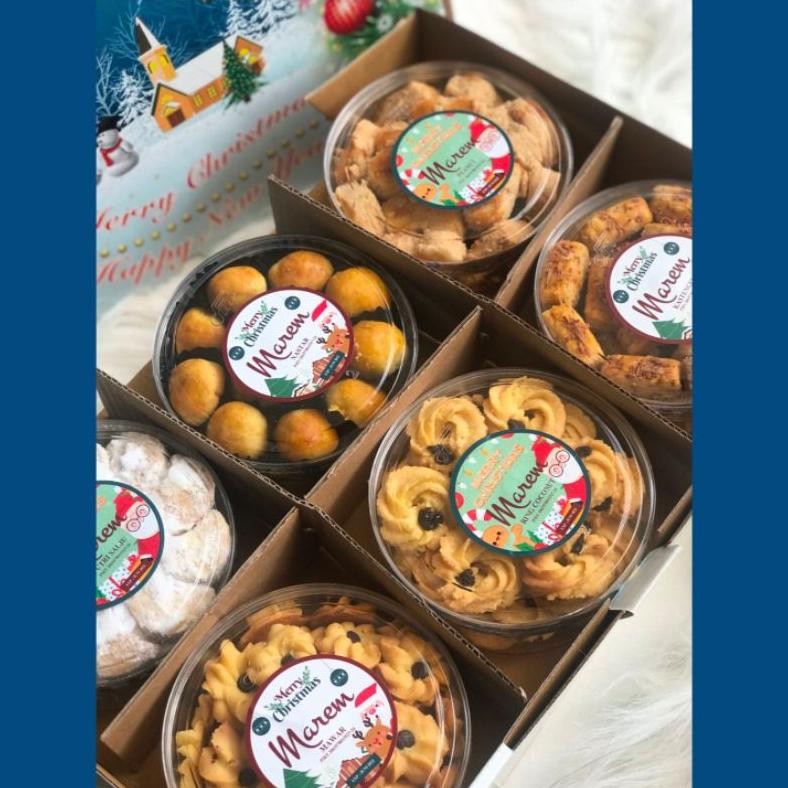 

PAKET KUE KERING NATAL PREMIUM "MAREEM"/HAMPERS KUE NATAL ISI 6 TOPLES