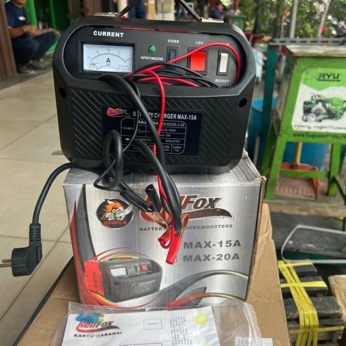 Promo Battery Charger Redfox Max 15A Cas Baterai Aki Mobil,Motor,Kapal Dll Red Fox