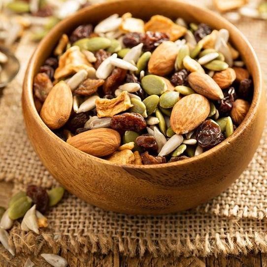 

Sale Trail Mix Safiya Nuts Seed & Mix Berries With Almond Mete