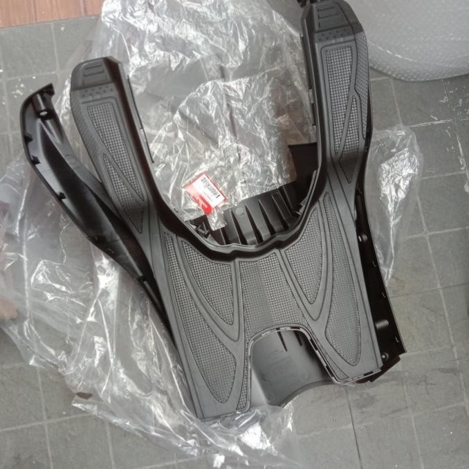 * Bordes pijakan kaki atas bawah kolong BEAT KARBU ORIGINAL *