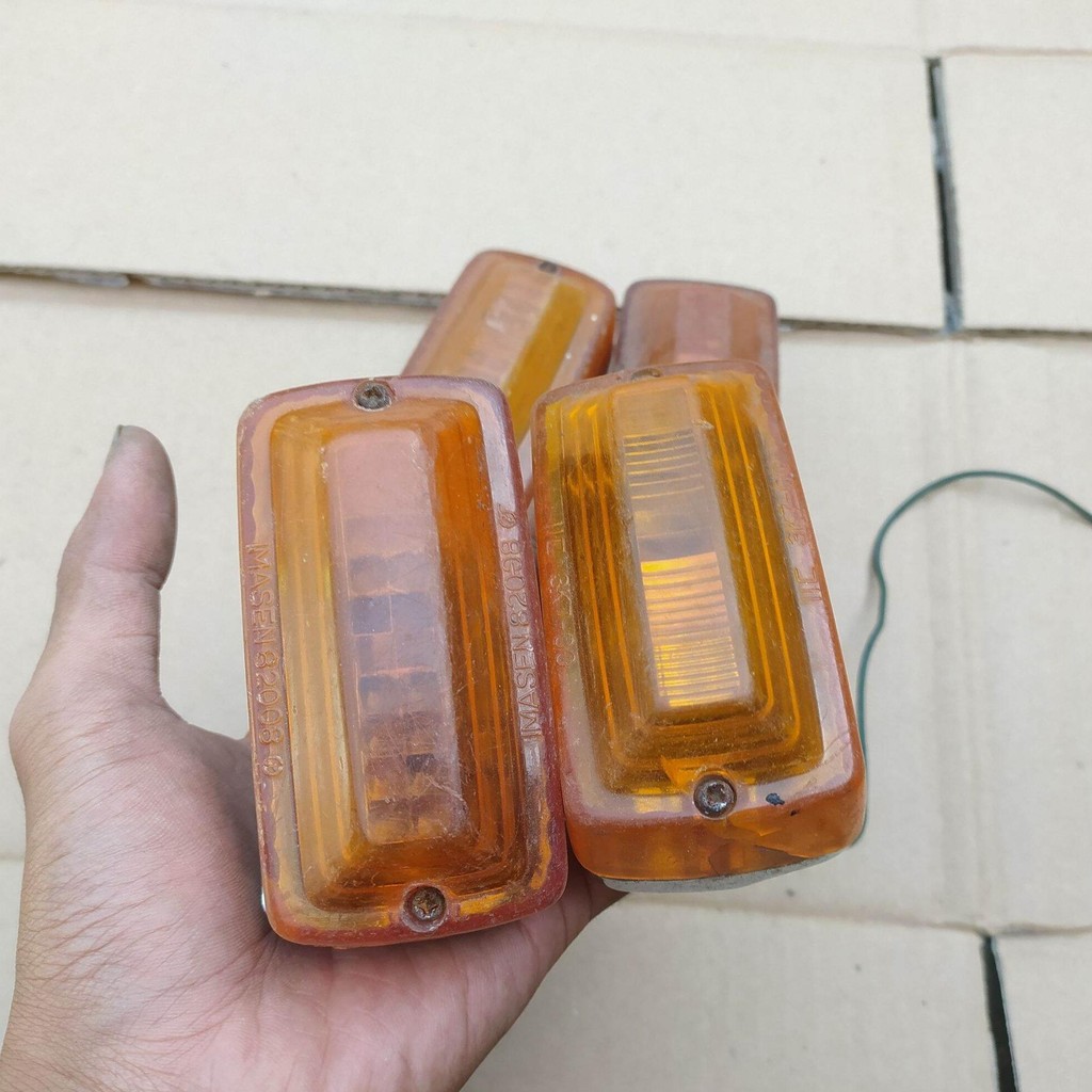 Lampu Sen Sein Assy Lampu Reteng Reting Yamaha V75 V80 Original TERMURAH