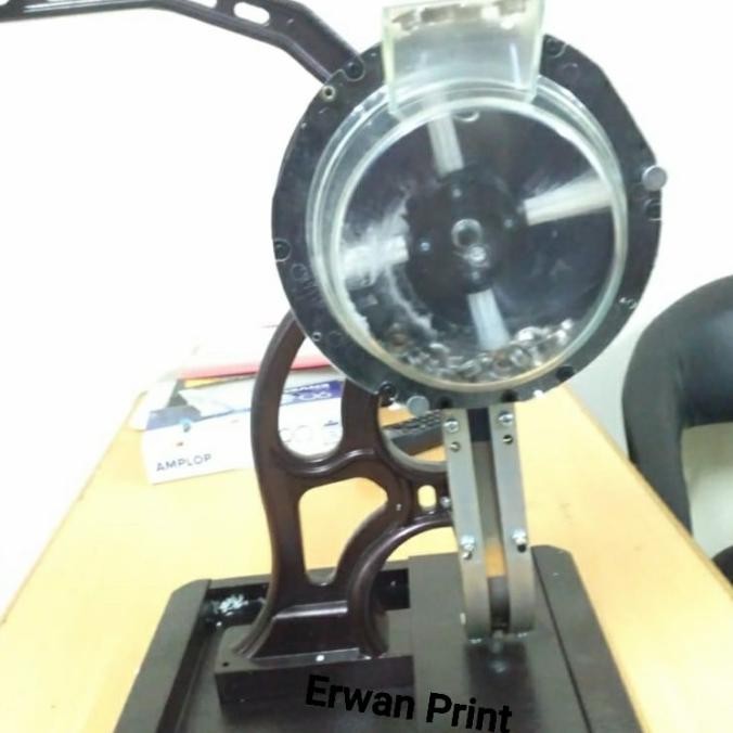 

ready !!! MATA AYAM 10 MM UNTUK MESIN PLONG(SEMI AUTOMATIS) TANPA RING