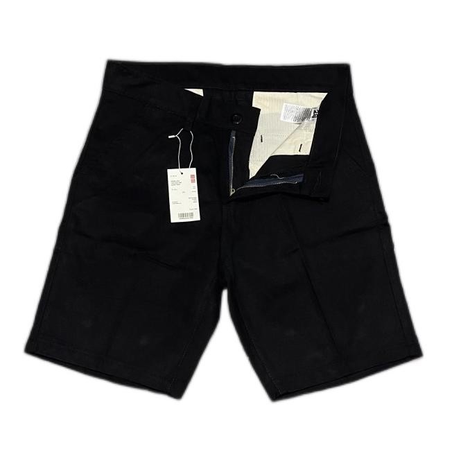 Celana pendek chino uniqlo putih//celana pendek chino uniqlo hitam//celana pendek chino uniqlo krem/