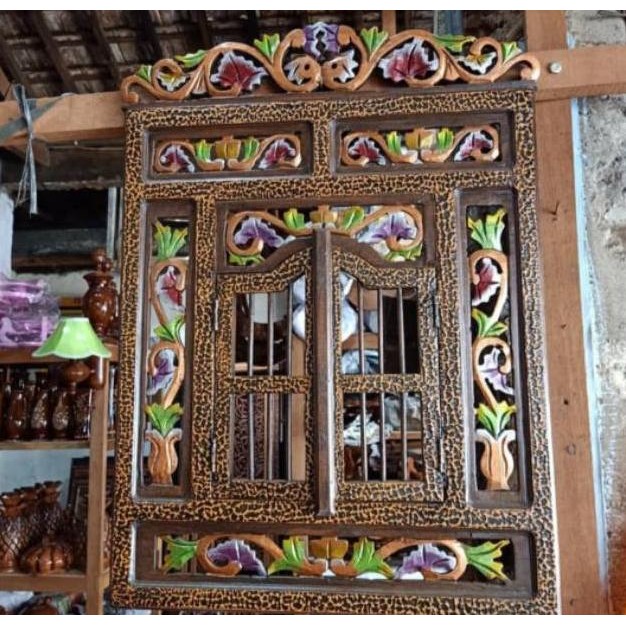 CERMIN KREPYAK JATI JEPARA JENDELA UKIR