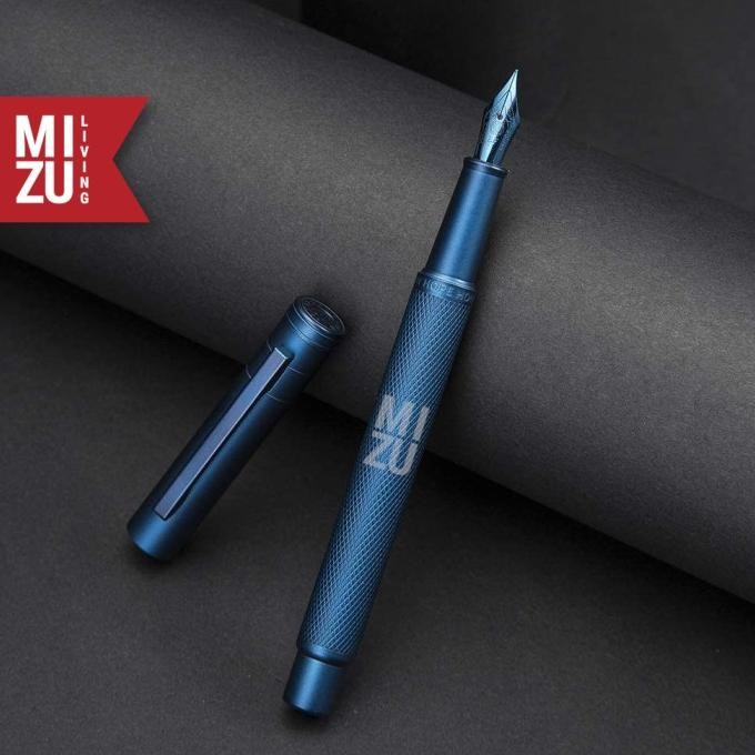 

HONGDIAN BLACK FOREST Series Fountain Pen Gift Set Black Titanium Nib by Radhiant official