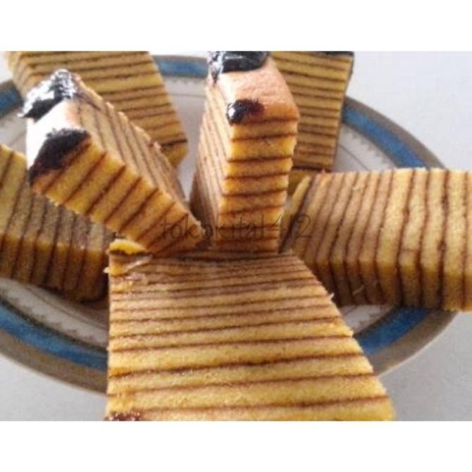 

Grosir Lapis Legit Plum Ukuran 20 X 10