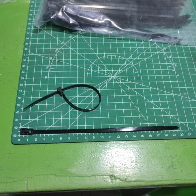 

Kabel Ties Bisa Pakai Ulang cable ties Reusable 5x200mm 20cm 100pcs murah