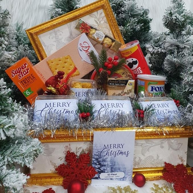 

Promo Paket Dekorasi Hampers Natal Christmas Parcel Hadiah Kue Kering 60