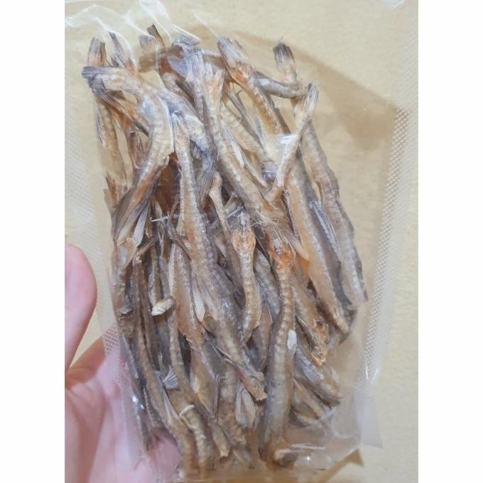 

Murah Ikan Asin Jambrong Kering 500 Gram/Ikan Asin Siting Tiau Bagansiapiapi