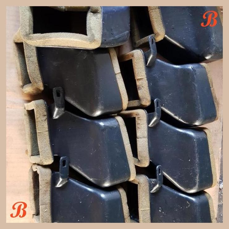 [PBM] SELOSONGAN KISI-KISI AC SEBELAH KIRI PANTHER KOTAK TAHUN 1990-2000