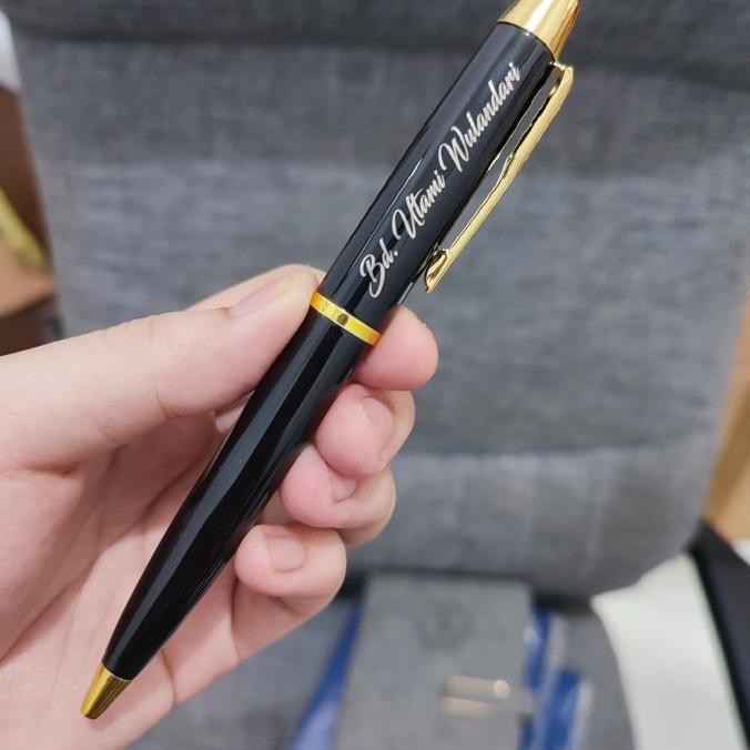 

Tersedia Pena Metal Grafir Nama/ Pulpen Custom Nama/ Pulpen Si Custom