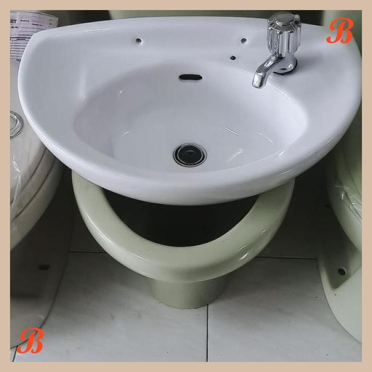 [UBK] WASTAFEL TOTO L34 PUTIH BEKAS