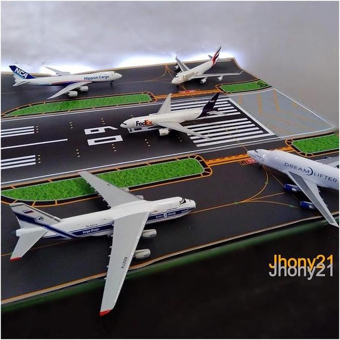 Mat Airport Runway Dan Apron