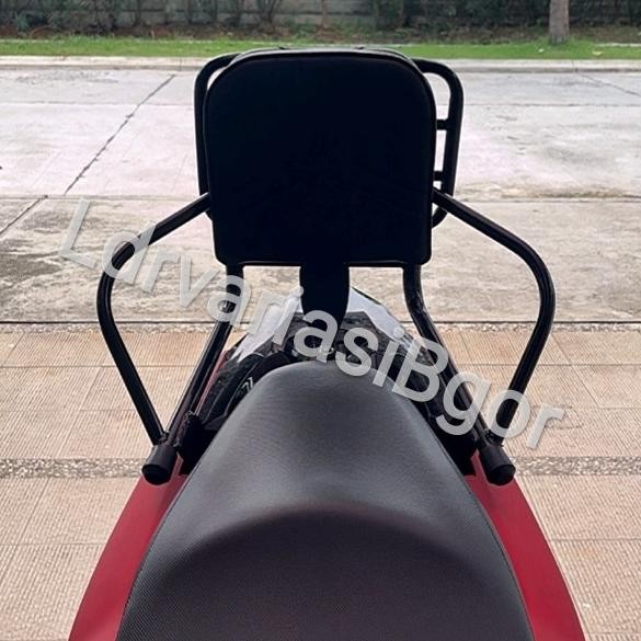 sandaran senderan jok belakang motor vario 160  semua motor vario 160