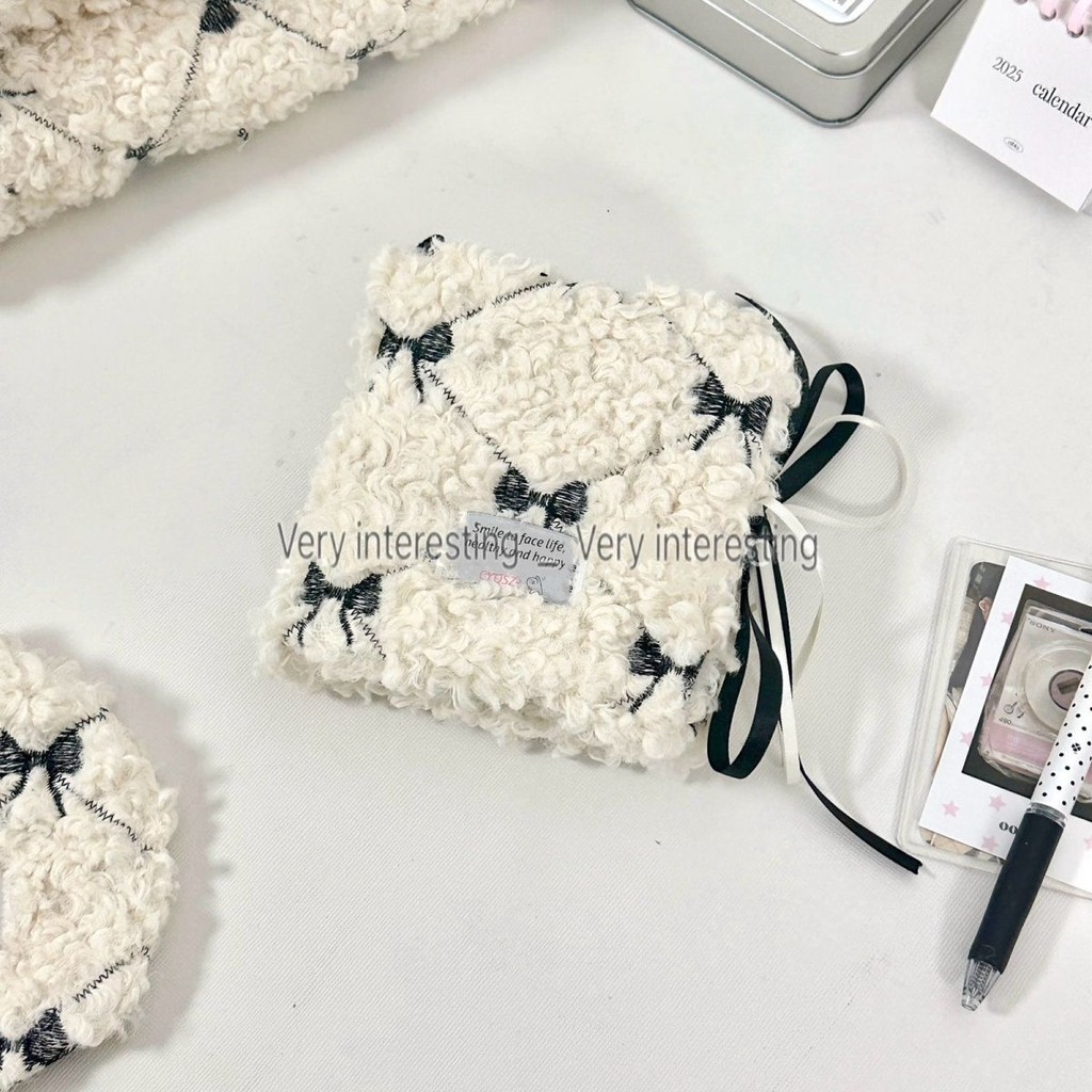 

Binder Buatan Tangan Ins Pita Hitam Putih Mewah Buku Pegangan a8 Klip Penyimpanan Kartu Kecil