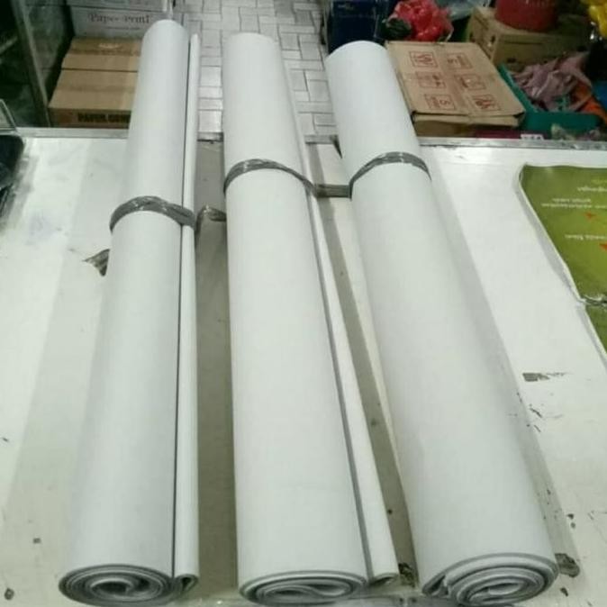 

Kertas Flipchart 65cm x 100cm isi 25 Lembar murah
