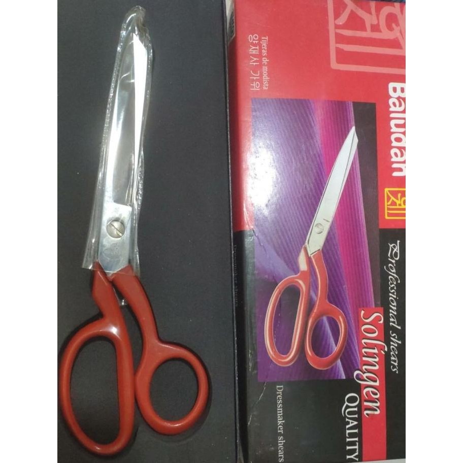 

GUNTING KAIN MERK BALUDAN SOLINGAN QUALITY 8 INCH - MERAH