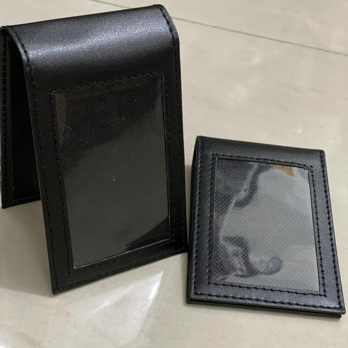 

tyS Tempat Id Card Magnet Kulit