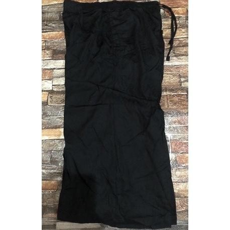 CELANA KULOT PENDEK UNIQLO RELACO 7/8 ATAU 3/4 POLOS