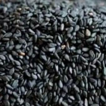 

Silahkan Order] Wijen Hitam Sangrai / Black Sesame Seed Roasted 50gram