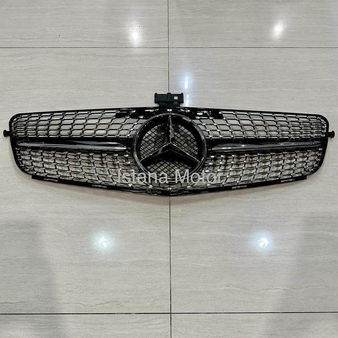 Grill diamond Mercedes w204 black with emblem logo