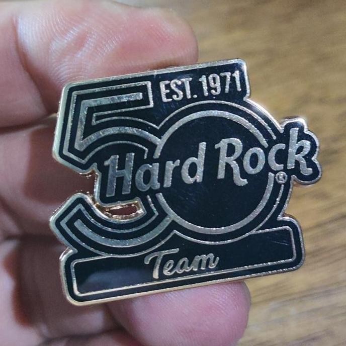 PIN Hard Rock Cafe Team 50th anniversary PIN murah