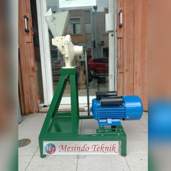 

Terlaris Mesin Giliingan Kopi Tepung Beras Ffc 15 + Motor Listrik 1.5Hp