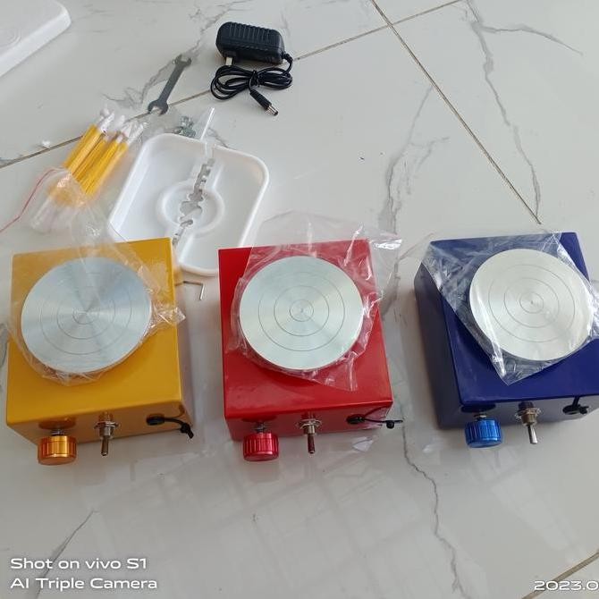 

baru !!! Kids DIY Clay Tool with Tray for Ceramic Work Mini Pottery Wheel Ceram