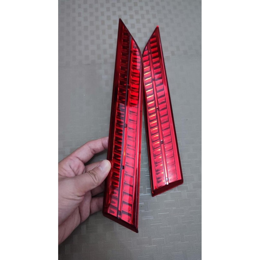 New Reflektor trunk lid grand innova 2014-2015